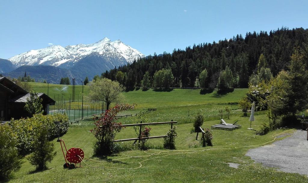 Hotel, Bar & Bistrot Saint Nicolas Gran Paradiso Экстерьер фото